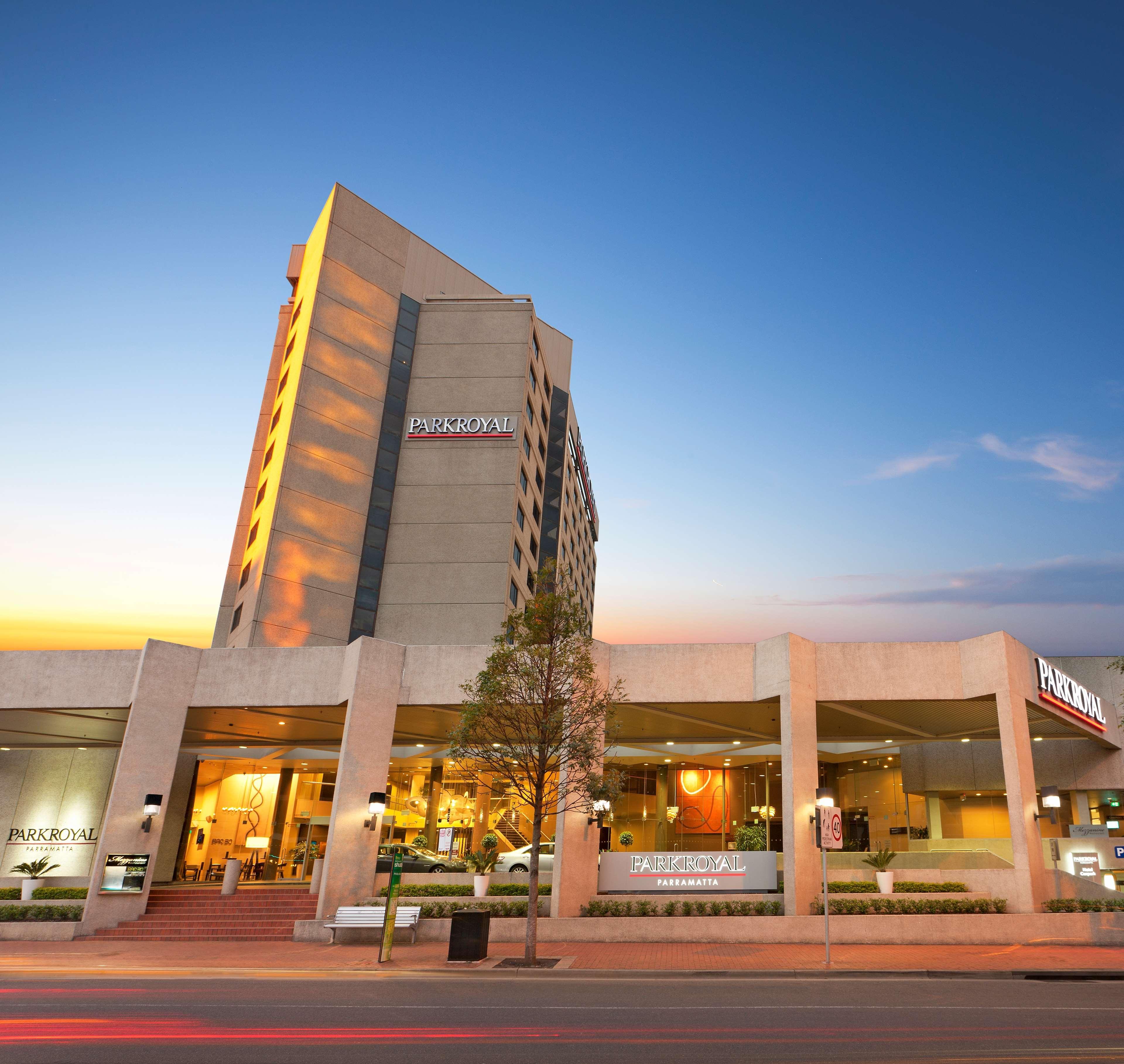 Parkroyal Parramatta Сидней Экстерьер фото